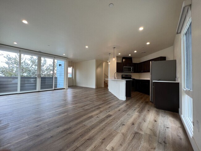 Foto del edificio - Modern 3BD/2.5BA in La Jolla! Private Doub...