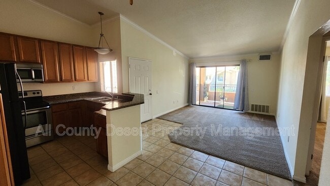 Building Photo - 78650 Ave 42 Ave