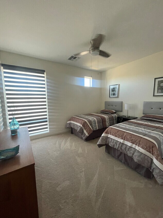 Building Photo - 3980 Crown Rock Trl