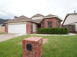 Building Photo - 6327 S 90th E Ave