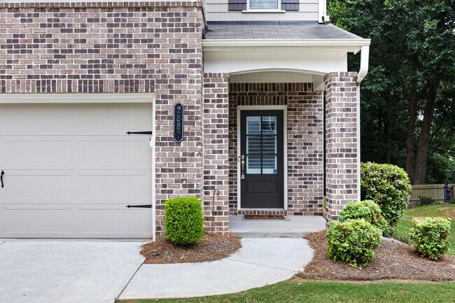 Foto del edificio - Stunning & Spacious Downtown Kennesaw Town...