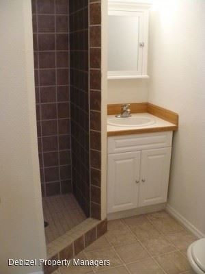 Building Photo - 4 br, 3 bath House - 3743 Mt. Rushmore Avenue