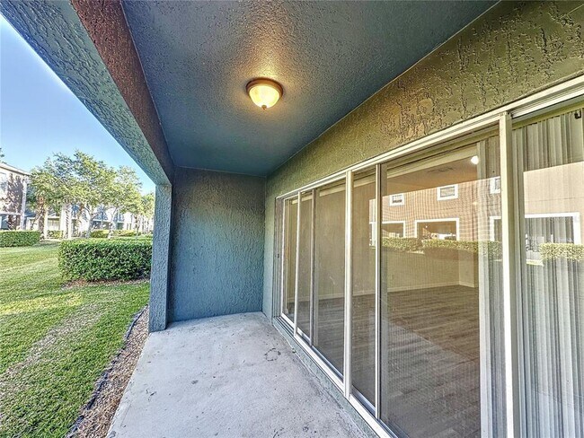 Foto del edificio - 3415 Victoria Pines Dr