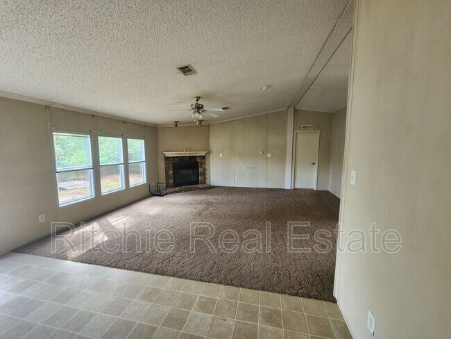 Building Photo - 6912 Esler Field Rd