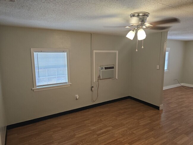 Foto del edificio - 1 bed 1 bath duplex near Prisma Health