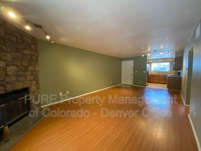 Building Photo - 226 Wright St