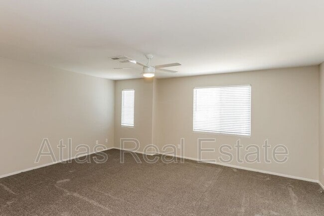 Foto del edificio - 10490 Forked Run St