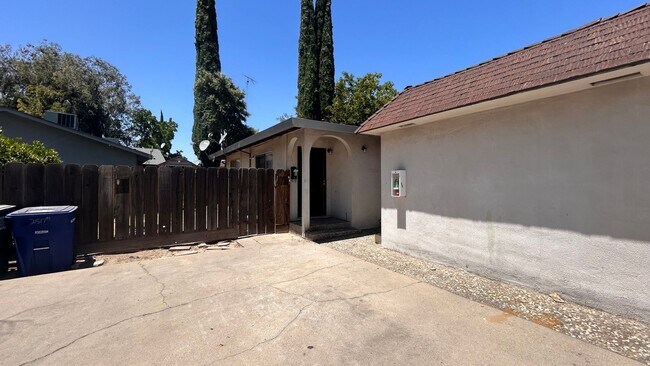 Foto del edificio - 2517 Liberty Ct