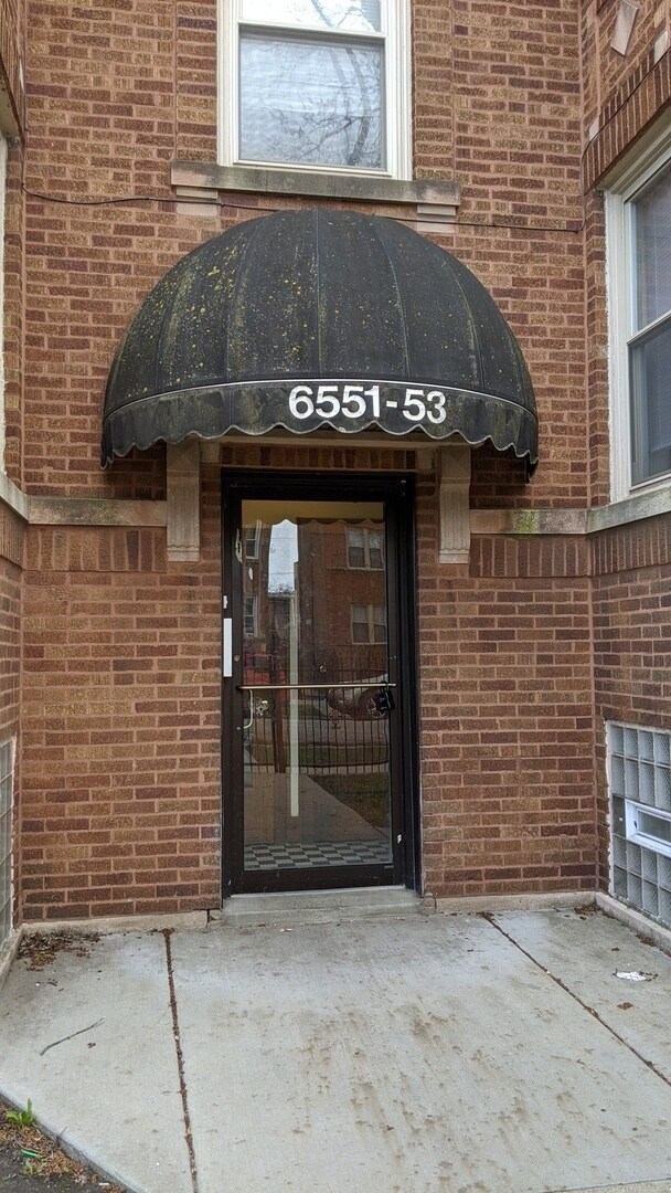 Building Photo - 6551 S Fairfield Ave