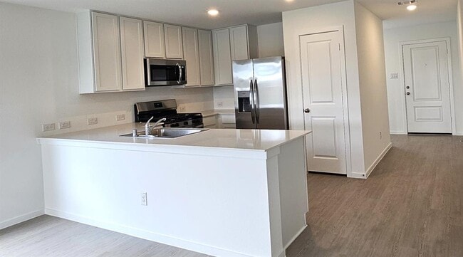 Building Photo - 25524 Roy Rogers Rd