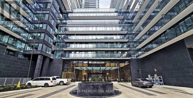 Building Photo - 127 Broadway Ave