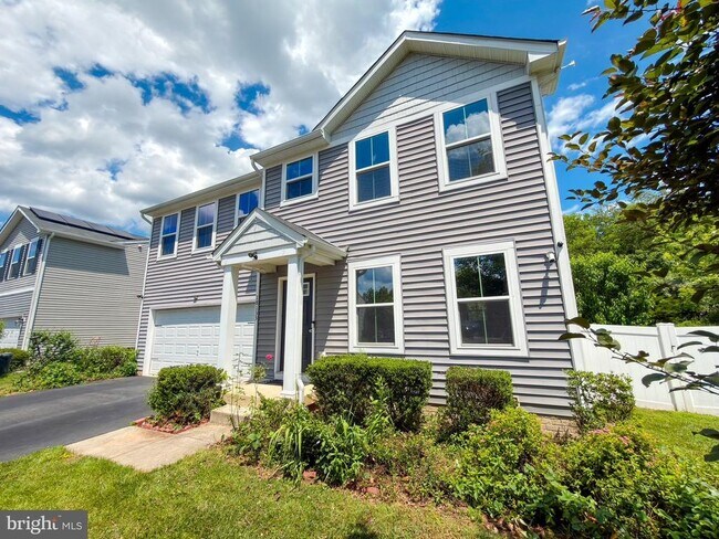 Foto del edificio - 18133 Scenic Creek Ln