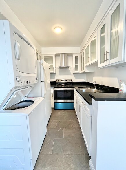 Foto del edificio - 5741 Carlton Way