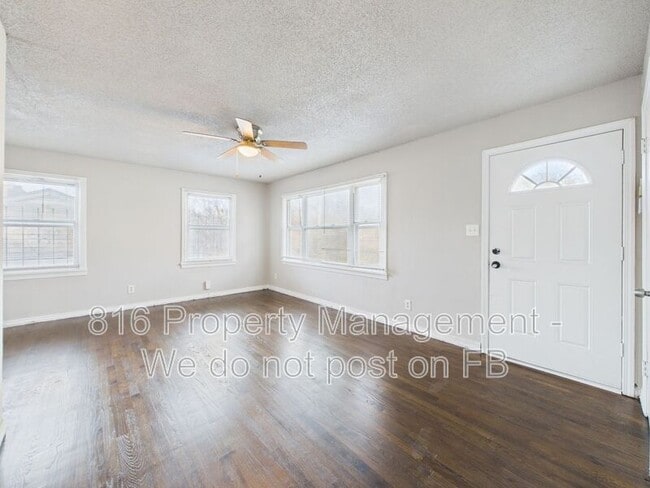 Building Photo - 4036 Cleveland Ave.