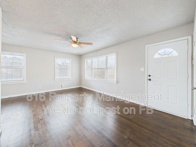 Foto del edificio - 4036 Cleveland Ave.