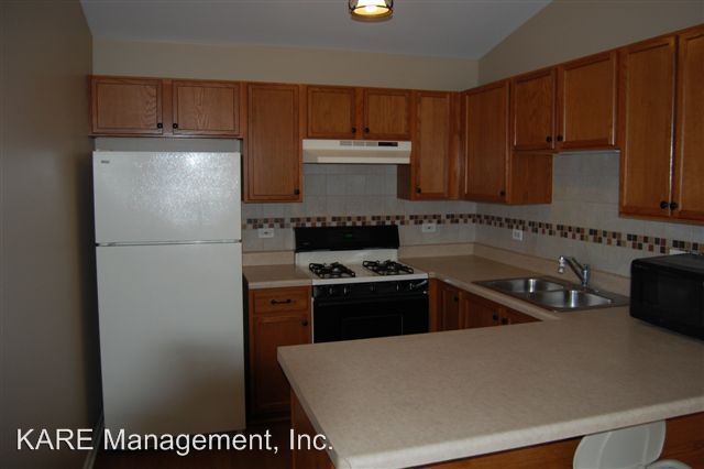 Building Photo - 1228 N Red Oak Cir