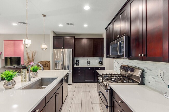 Foto del edificio - 6518 S 47th Ln