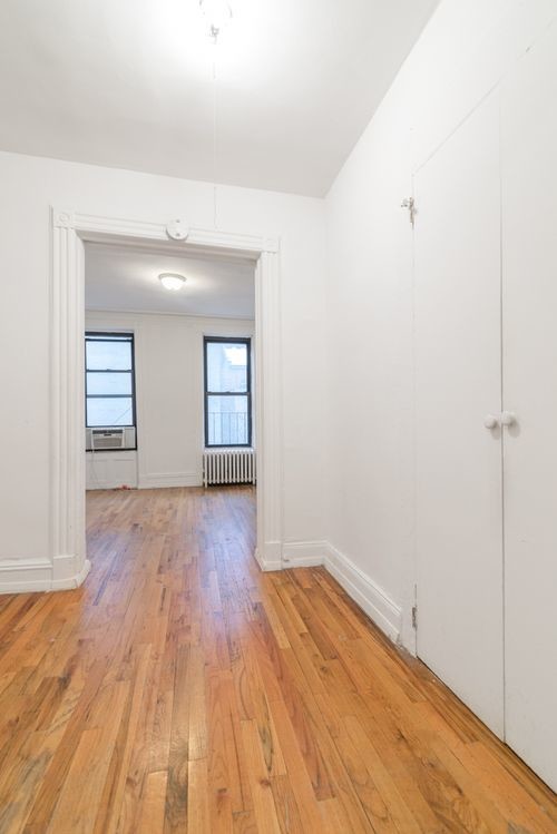 Foto del edificio - 1730 2nd Ave