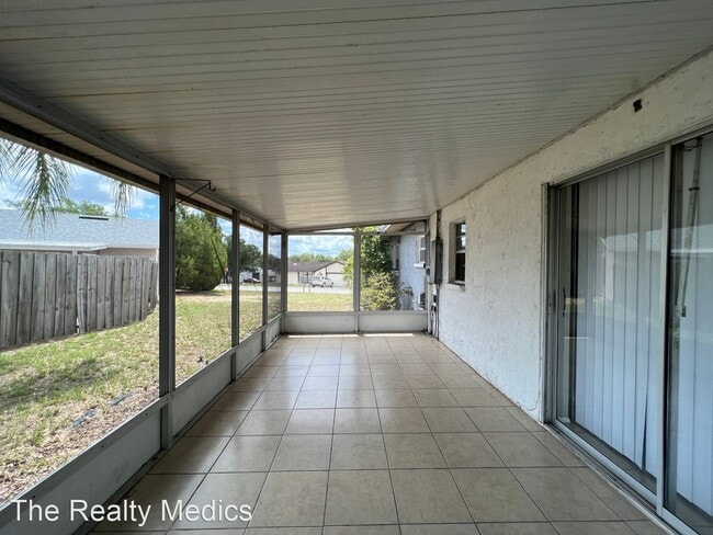 Building Photo - 3 br, 2 bath House - 15 Palm Ct