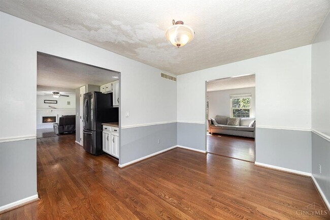 Foto del edificio - 5084 Francisvalley Ct