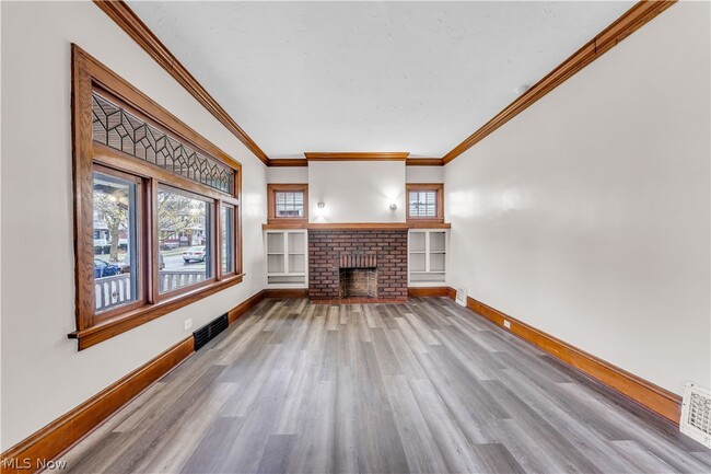 Building Photo - 4318 W 50th St