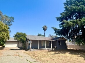 Building Photo - 12699 6th St
