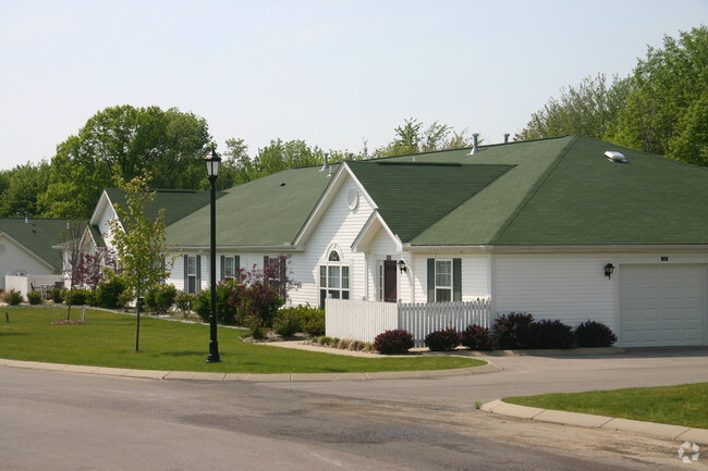 Hermitage Hills Apartments