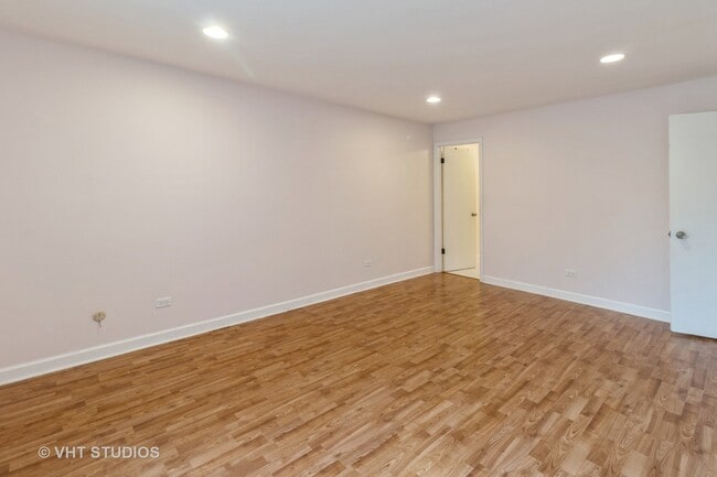 Building Photo - 1108 Castilian Ct