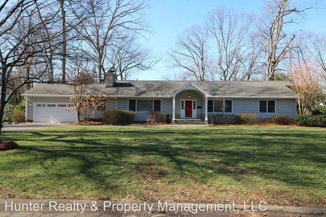 Building Photo - 4 br, 3 bath House - 980 Wellington Rd