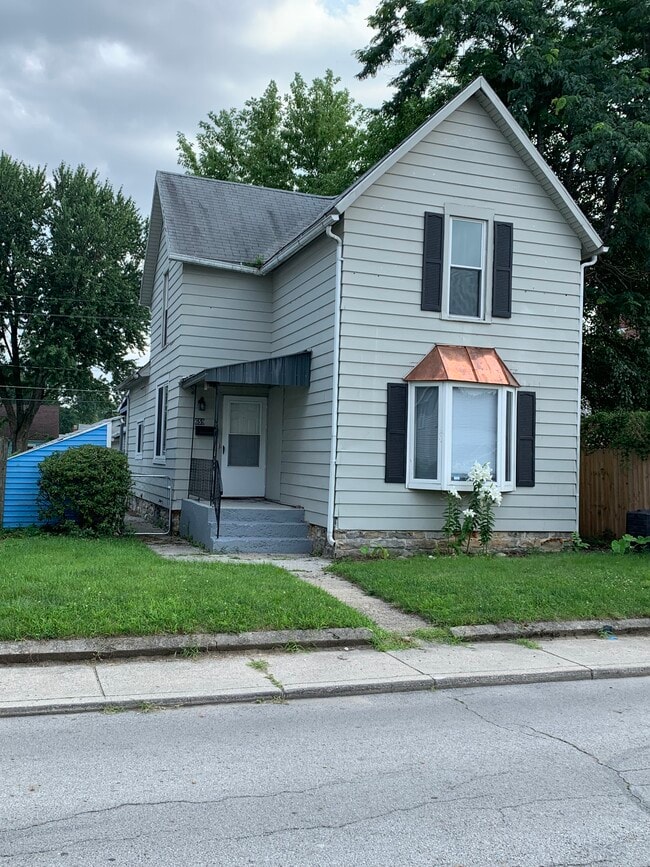 Building Photo - 659 5th St