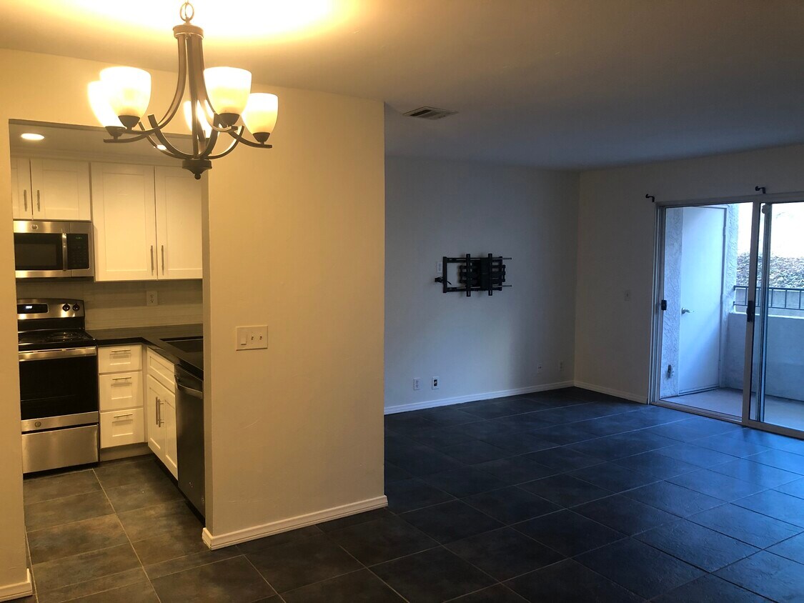 Foto principal - 3078 Broadway
