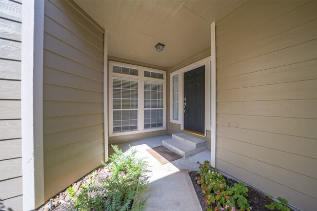 Foto del edificio - 22 Scotch Pine Ct