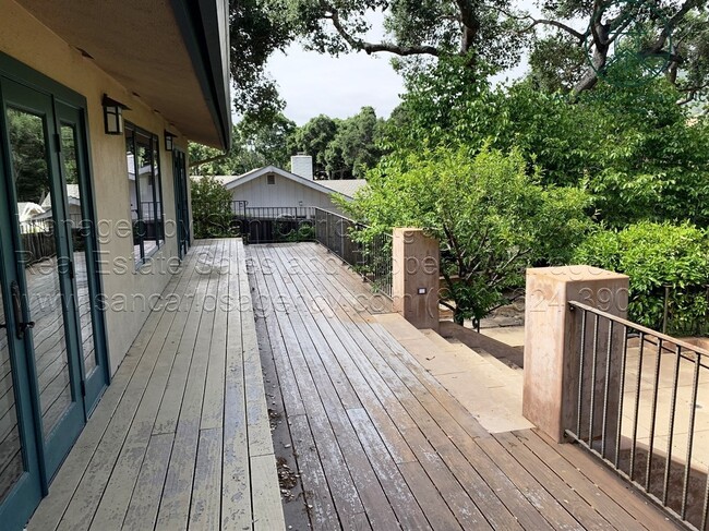 Building Photo - Updated, Sunny and Spacious 3/3 Carmel Val...
