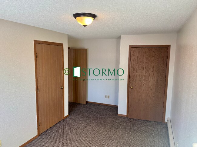 Building Photo - 1311 6th Ave S