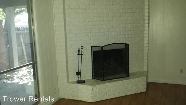 Building Photo - 3 br, 2 bath House - 2741 Pagewood