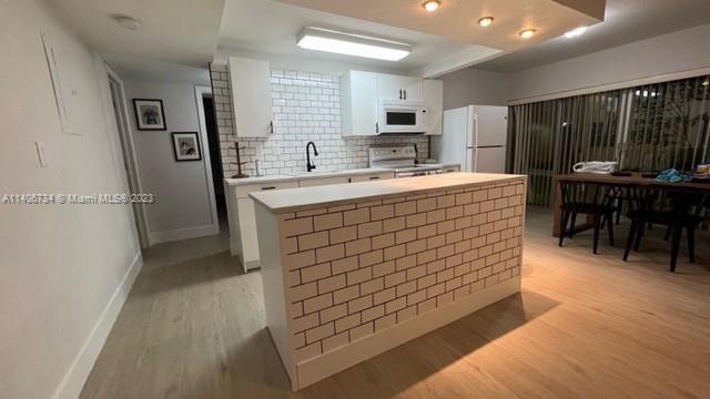 Foto principal - 9300 W Flagler St