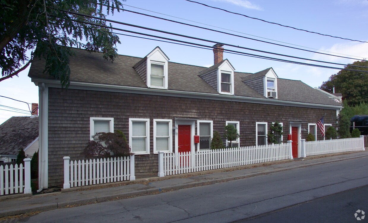 72 Bradford St, Provincetown, MA 02657 Apartments in Provincetown, MA