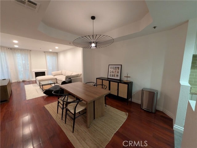 Foto del edificio - 585 N Rossmore Ave