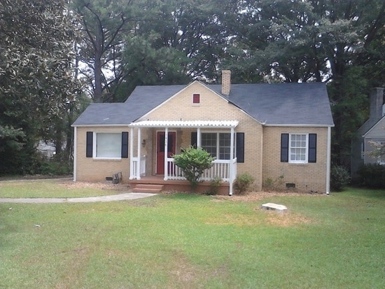 Primary Photo - MOVE IN TODAY! Cute 3 bedroom 2 bath locat...