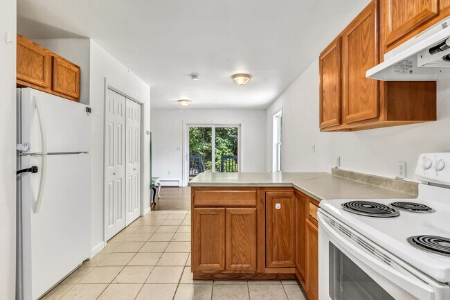Foto del edificio - 114 Cove Rd