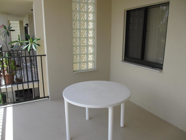Building Photo - 1501  Marina Isle Way 302