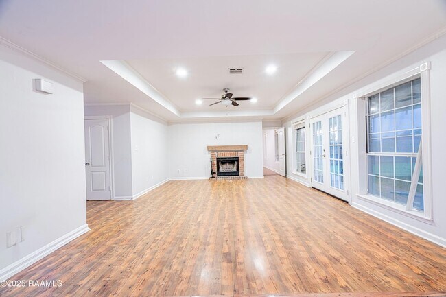 Foto del edificio - 213 Longleaf Dr