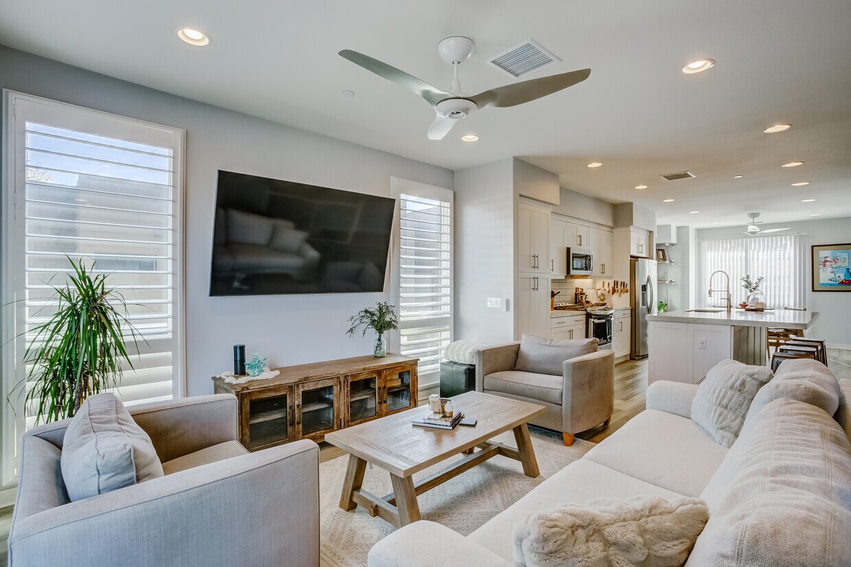 2585 State St Unit 2585, Carlsbad, CA 92008 Condo for Rent in