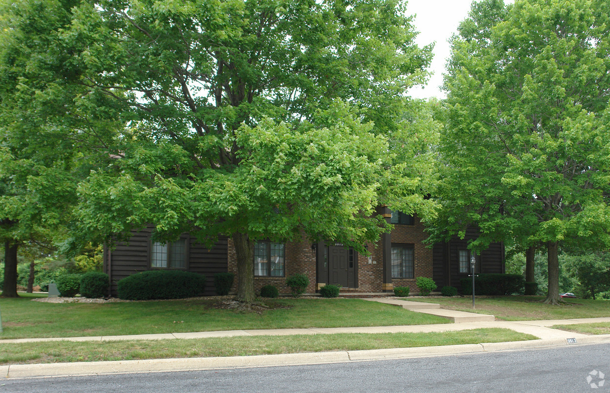 Secure Entry - Kingston Apartments