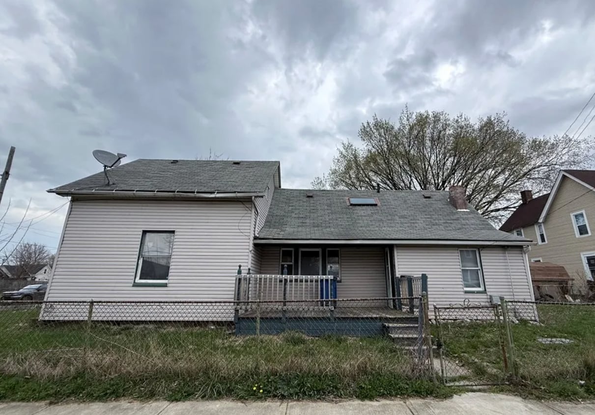 Foto principal - 4325 Trent Ave
