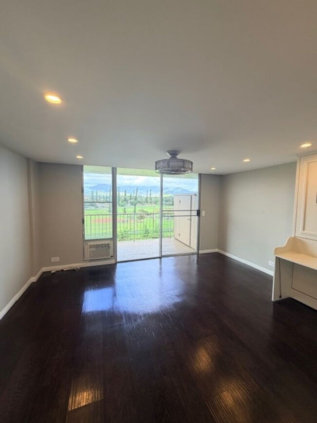 Building Photo - Renovated Studio at Kemoo by the Lake Ft Shafter/Scholfield Barracks