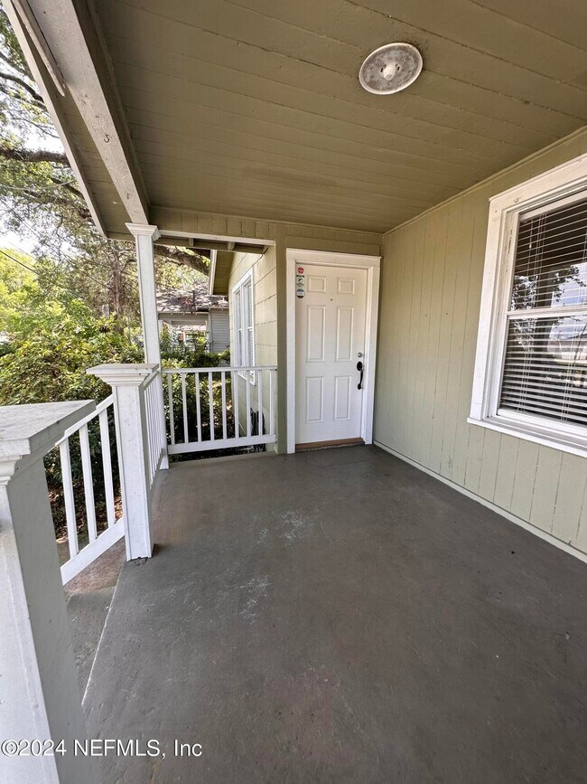 Foto del edificio - 2670 Gilmore St