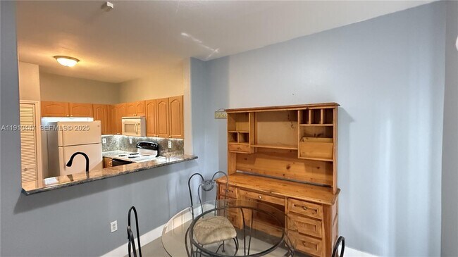 Foto del edificio - 1692 SE 29th Ct