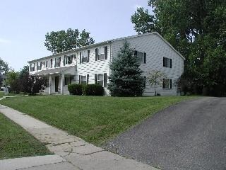 Building Photo - 1626 Brooke Park Dr