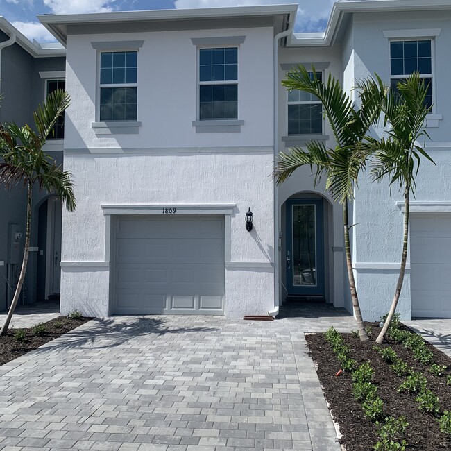 Front of townhouse - 1809 SE Ocean Cove Way
